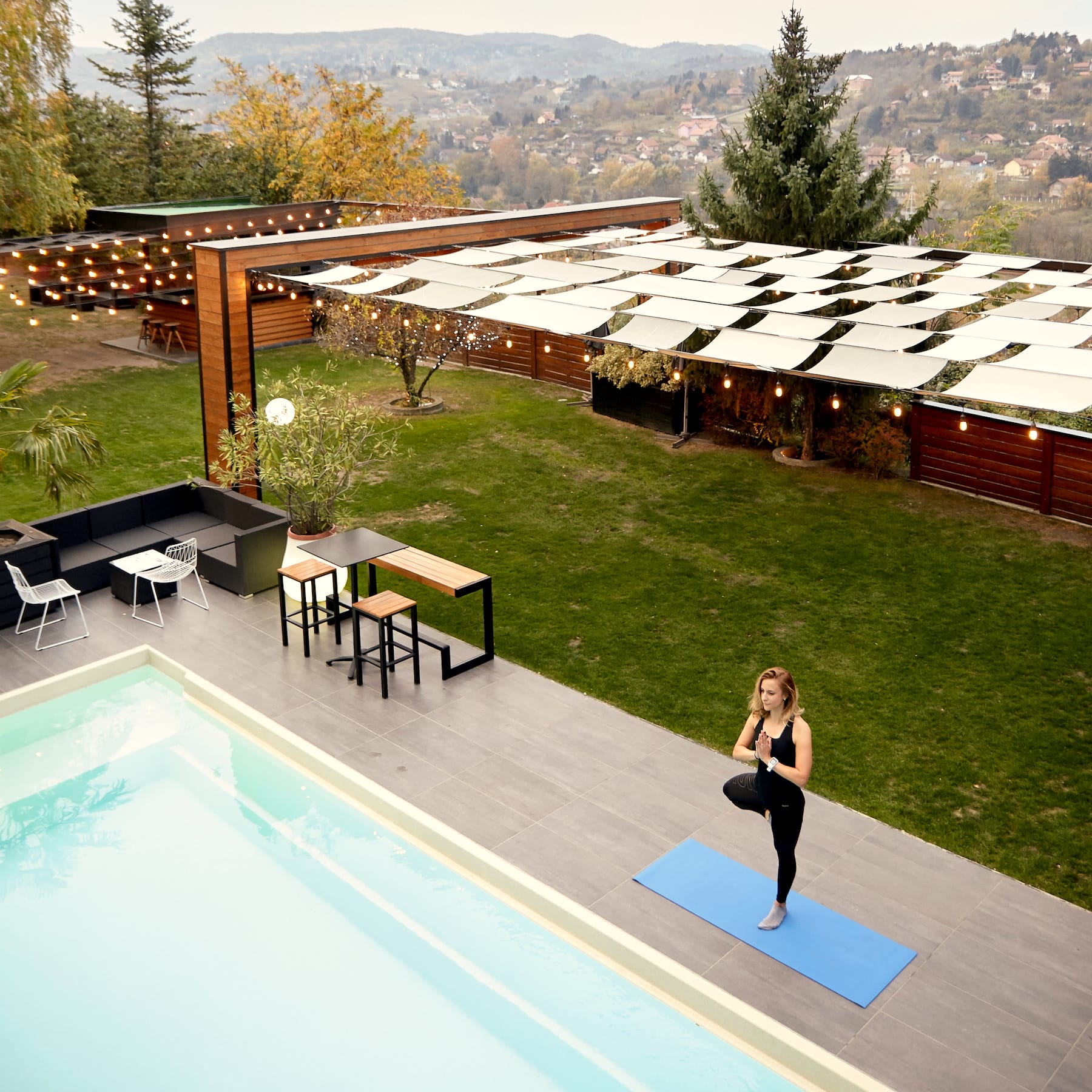 Transforming Outdoor Living Marketing: Demand-Driven Sales | MESH